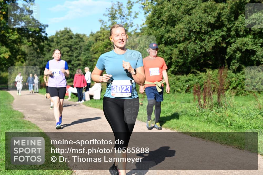 27.09.2026 - 35. Volkslauf durch das schöne Alstertal Dr. Thomas Lammeyer http://msf.ph/oto/10565888 27.09.2026 10:38:25 Laufen 3023 meine-sportfotos.de