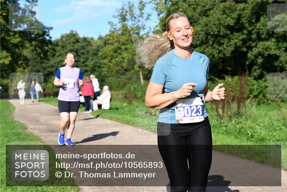 27.09.2026 - 35. Volkslauf durch das schöne Alstertal Dr. Thomas Lammeyer http://msf.ph/oto/10565893 27.09.2026 10:38:26 Laufen 9023 meine-sportfotos.de