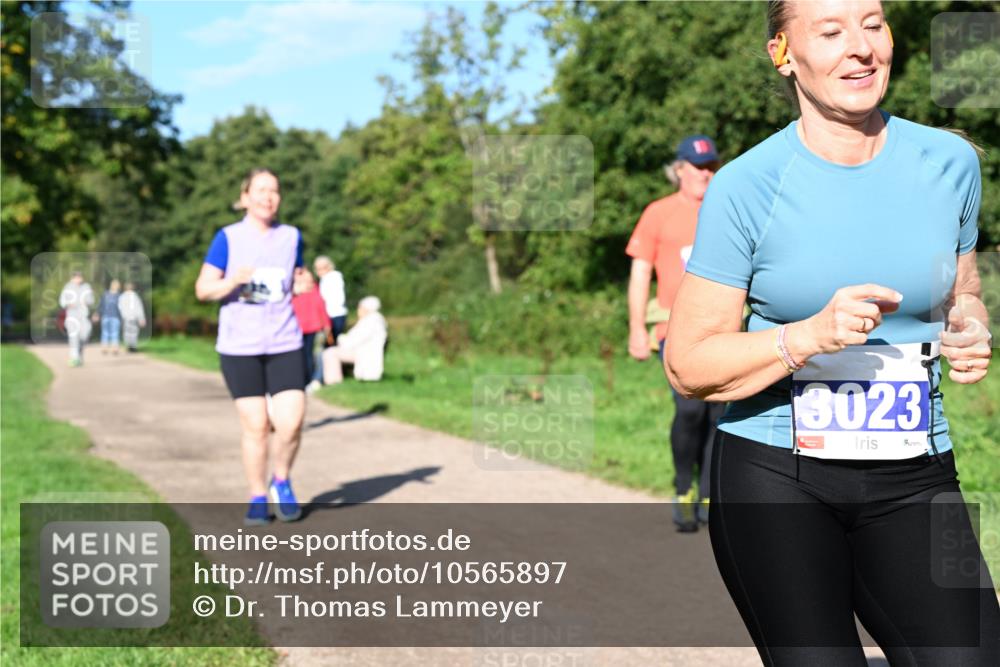 27.09.2026 - 35. Volkslauf durch das schöne Alstertal Dr. Thomas Lammeyer http://msf.ph/oto/10565897 27.09.2026 10:38:26 Laufen 3023 meine-sportfotos.de