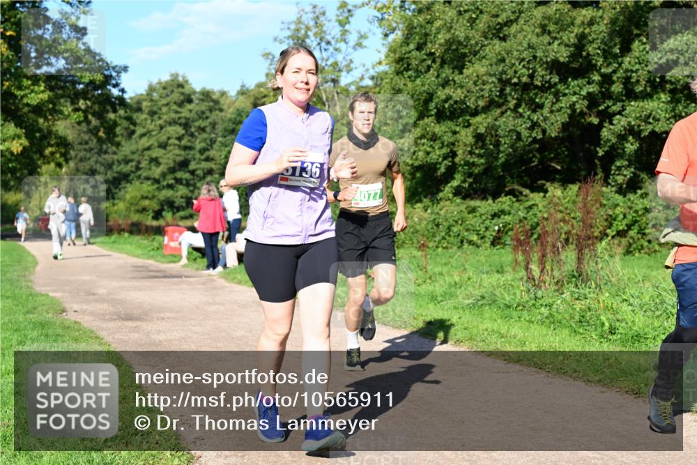 27.09.2026 - 35. Volkslauf durch das schöne Alstertal Dr. Thomas Lammeyer http://msf.ph/oto/10565911 27.09.2026 10:38:28 Laufen 4077 meine-sportfotos.de