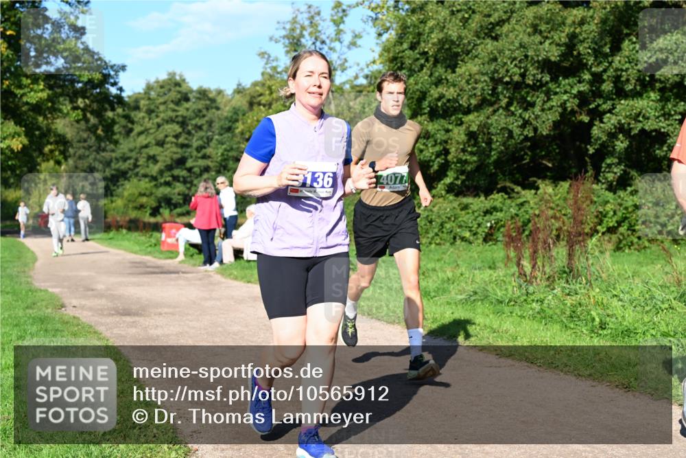 27.09.2026 - 35. Volkslauf durch das schöne Alstertal Dr. Thomas Lammeyer http://msf.ph/oto/10565912 27.09.2026 10:38:28 Laufen 136, 4077 meine-sportfotos.de