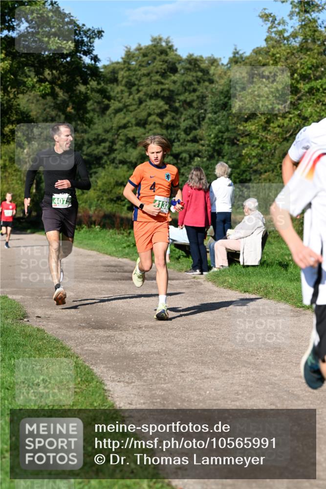 27.09.2026 - 35. Volkslauf durch das schöne Alstertal Dr. Thomas Lammeyer http://msf.ph/oto/10565991 27.09.2026 10:38:57 Laufen 4075, 2132 meine-sportfotos.de