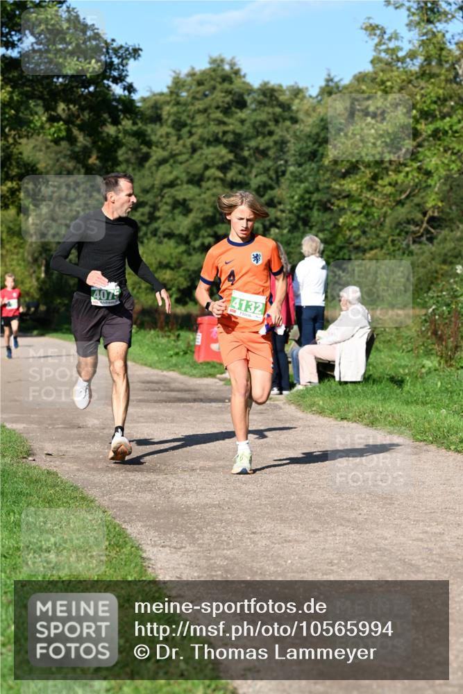 27.09.2026 - 35. Volkslauf durch das schöne Alstertal Dr. Thomas Lammeyer http://msf.ph/oto/10565994 27.09.2026 10:38:58 Laufen 4075, 4132 meine-sportfotos.de