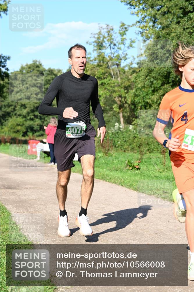 27.09.2026 - 35. Volkslauf durch das schöne Alstertal Dr. Thomas Lammeyer http://msf.ph/oto/10566008 27.09.2026 10:39:00 Laufen 4075, 14 meine-sportfotos.de