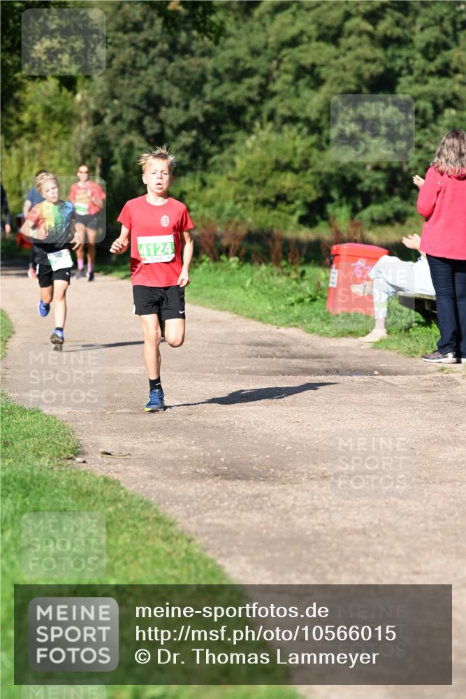 27.09.2026 - 35. Volkslauf durch das schöne Alstertal Dr. Thomas Lammeyer http://msf.ph/oto/10566015 27.09.2026 10:39:03 Laufen 4124, 167 meine-sportfotos.de