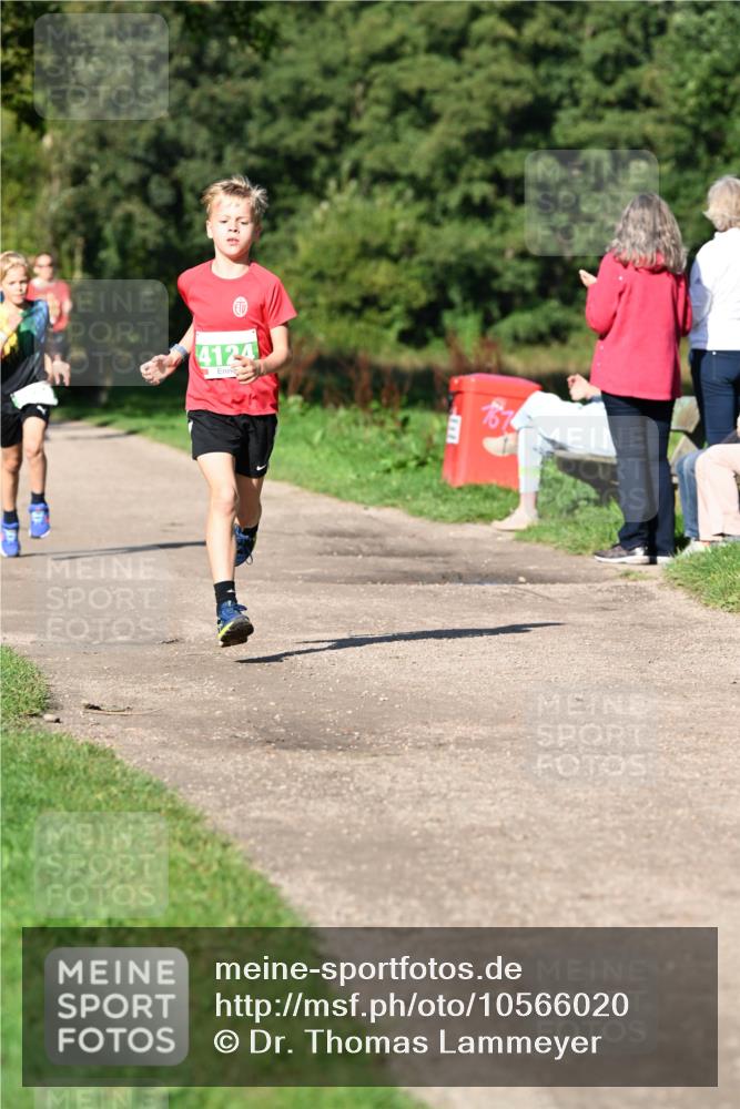 27.09.2026 - 35. Volkslauf durch das schöne Alstertal Dr. Thomas Lammeyer http://msf.ph/oto/10566020 27.09.2026 10:39:03 Laufen 4124 meine-sportfotos.de