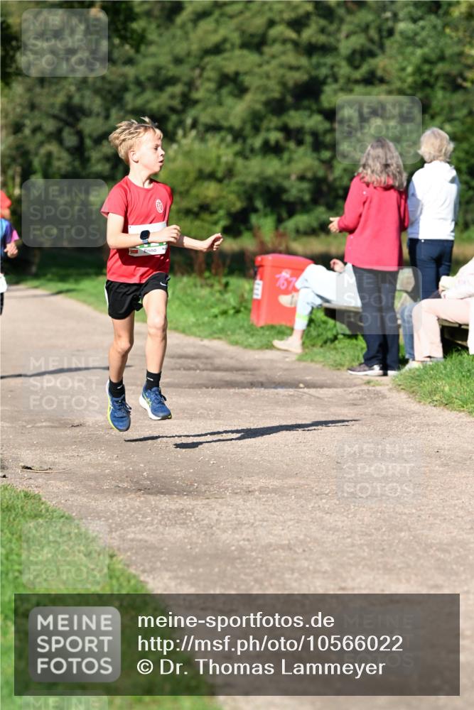 27.09.2026 - 35. Volkslauf durch das schöne Alstertal Dr. Thomas Lammeyer http://msf.ph/oto/10566022 27.09.2026 10:39:04 Laufen  meine-sportfotos.de