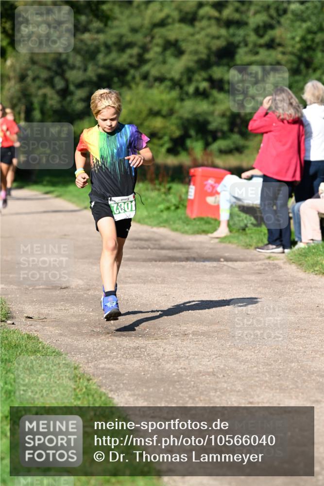 27.09.2026 - 35. Volkslauf durch das schöne Alstertal Dr. Thomas Lammeyer http://msf.ph/oto/10566040 27.09.2026 10:39:06 Laufen 1082 meine-sportfotos.de