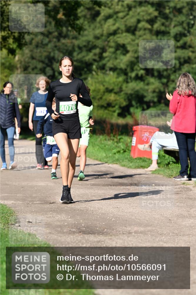 27.09.2026 - 35. Volkslauf durch das schöne Alstertal Dr. Thomas Lammeyer http://msf.ph/oto/10566091 27.09.2026 10:39:16 Laufen 4076, 5 meine-sportfotos.de