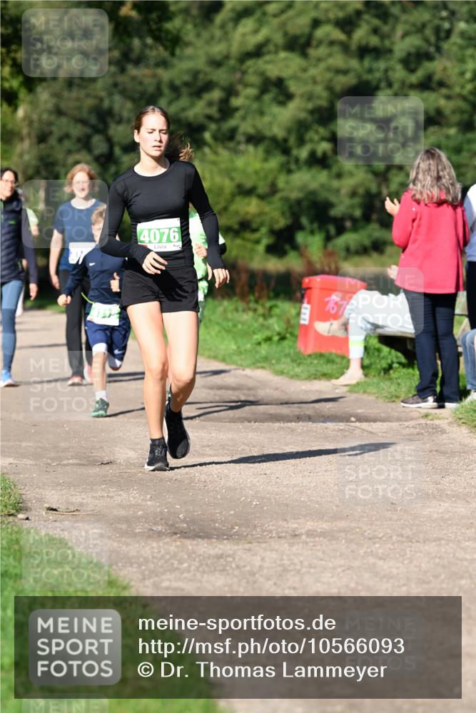 27.09.2026 - 35. Volkslauf durch das schöne Alstertal Dr. Thomas Lammeyer http://msf.ph/oto/10566093 27.09.2026 10:39:16 Laufen 4076, 711, 167 meine-sportfotos.de