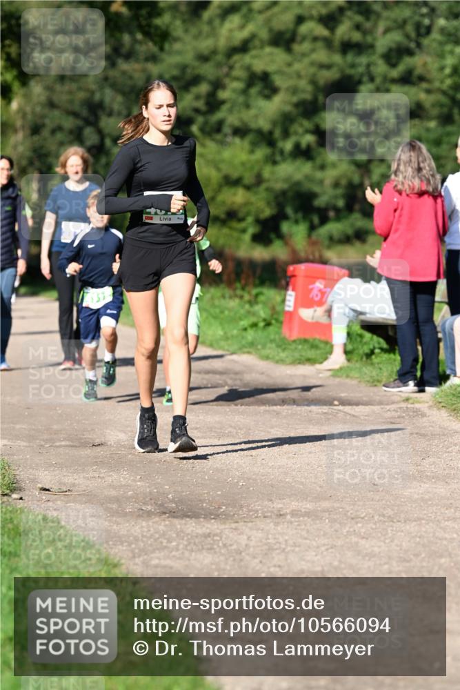 27.09.2026 - 35. Volkslauf durch das schöne Alstertal Dr. Thomas Lammeyer http://msf.ph/oto/10566094 27.09.2026 10:39:16 Laufen  meine-sportfotos.de