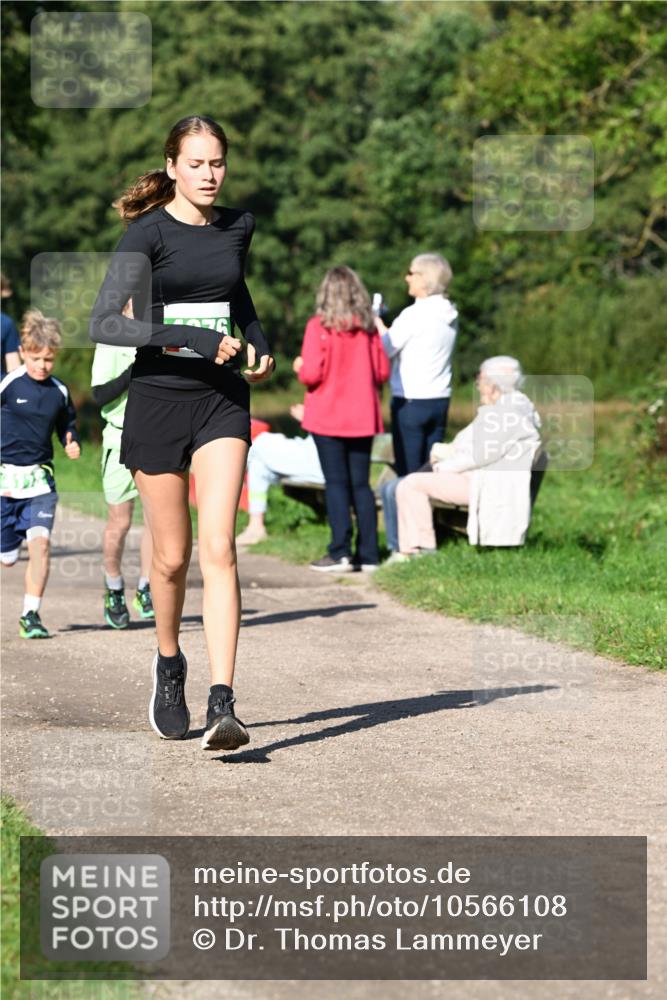 27.09.2026 - 35. Volkslauf durch das schöne Alstertal Dr. Thomas Lammeyer http://msf.ph/oto/10566108 27.09.2026 10:39:18 Laufen  meine-sportfotos.de