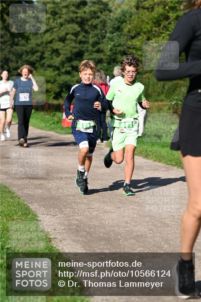 27.09.2026 - 35. Volkslauf durch das schöne Alstertal Dr. Thomas Lammeyer http://msf.ph/oto/10566124 27.09.2026 10:39:20 Laufen 1741, 4159, 4119 meine-sportfotos.de