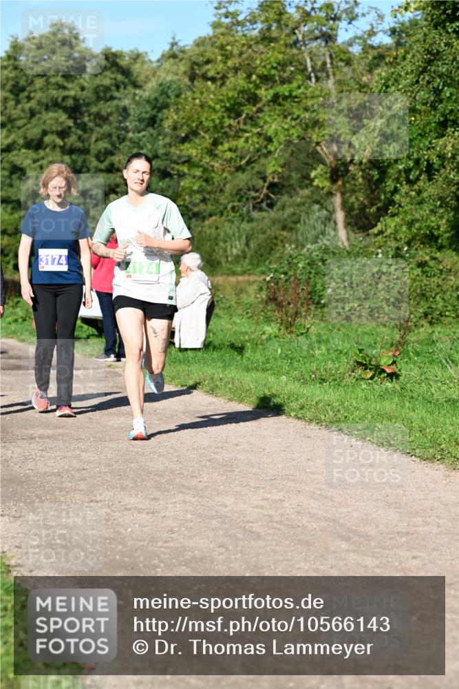27.09.2026 - 35. Volkslauf durch das schöne Alstertal Dr. Thomas Lammeyer http://msf.ph/oto/10566143 27.09.2026 10:39:23 Laufen 3174 meine-sportfotos.de