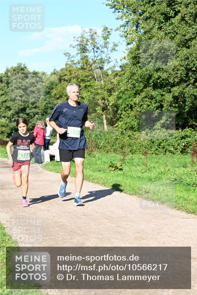 27.09.2026 - 35. Volkslauf durch das schöne Alstertal Dr. Thomas Lammeyer http://msf.ph/oto/10566217 27.09.2026 10:39:36 Laufen 4104, 105 meine-sportfotos.de