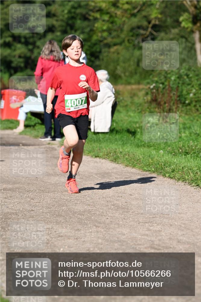27.09.2026 - 35. Volkslauf durch das schöne Alstertal Dr. Thomas Lammeyer http://msf.ph/oto/10566266 27.09.2026 10:39:46 Laufen 4007 meine-sportfotos.de