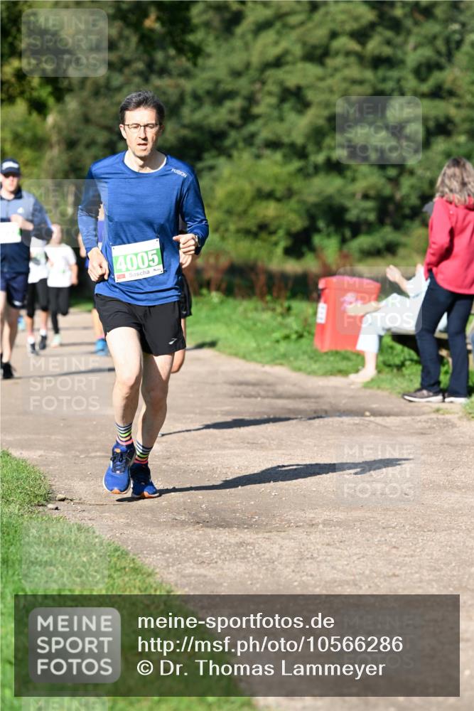 27.09.2026 - 35. Volkslauf durch das schöne Alstertal Dr. Thomas Lammeyer http://msf.ph/oto/10566286 27.09.2026 10:39:50 Laufen 4005 meine-sportfotos.de