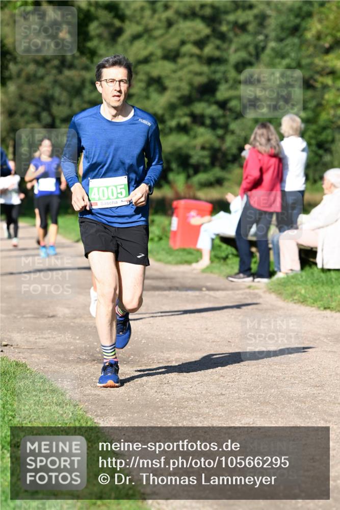 27.09.2026 - 35. Volkslauf durch das schöne Alstertal Dr. Thomas Lammeyer http://msf.ph/oto/10566295 27.09.2026 10:39:51 Laufen 4005 meine-sportfotos.de