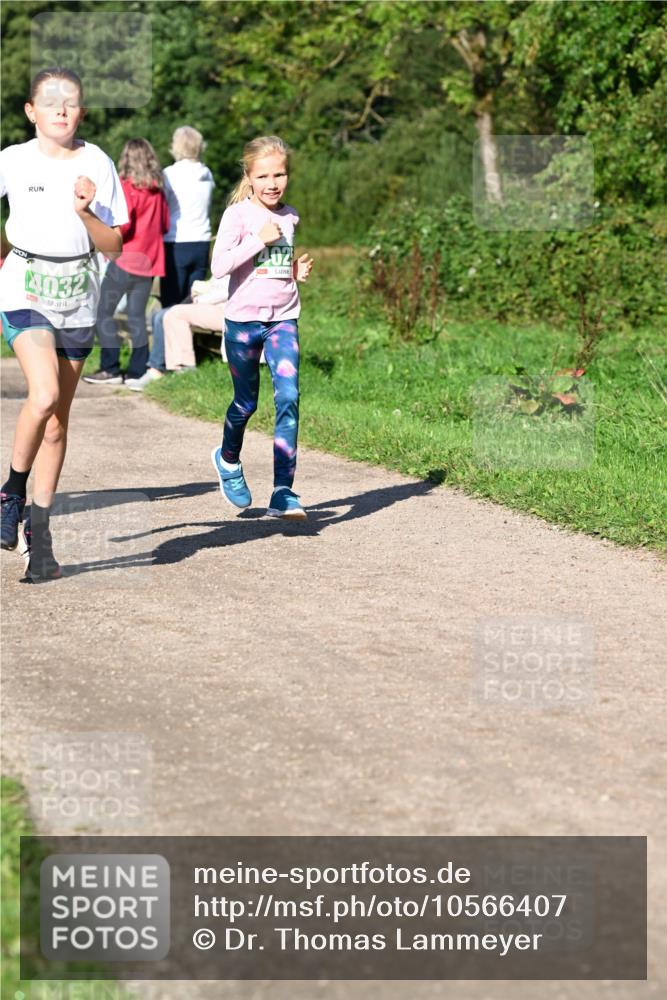 27.09.2026 - 35. Volkslauf durch das schöne Alstertal Dr. Thomas Lammeyer http://msf.ph/oto/10566407 27.09.2026 10:40:08 Laufen 4032 meine-sportfotos.de