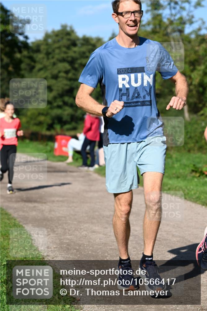27.09.2026 - 35. Volkslauf durch das schöne Alstertal Dr. Thomas Lammeyer http://msf.ph/oto/10566417 27.09.2026 10:40:10 Laufen 2024 meine-sportfotos.de