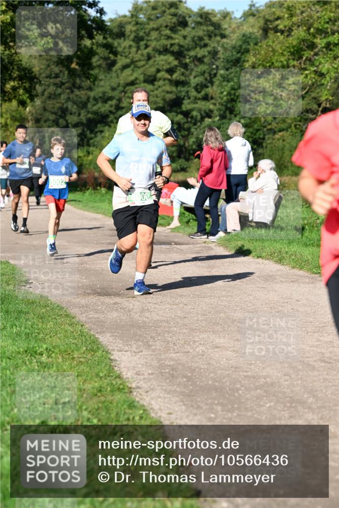 27.09.2026 - 35. Volkslauf durch das schöne Alstertal Dr. Thomas Lammeyer http://msf.ph/oto/10566436 27.09.2026 10:40:14 Laufen 5002, 00 meine-sportfotos.de