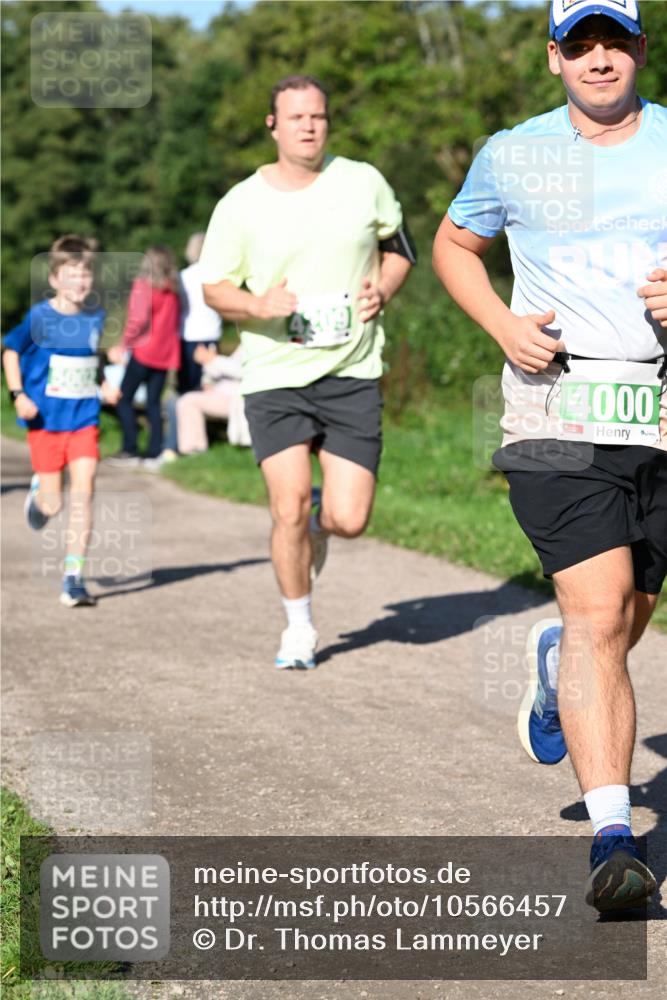 27.09.2026 - 35. Volkslauf durch das schöne Alstertal Dr. Thomas Lammeyer http://msf.ph/oto/10566457 27.09.2026 10:40:16 Laufen 4000 meine-sportfotos.de