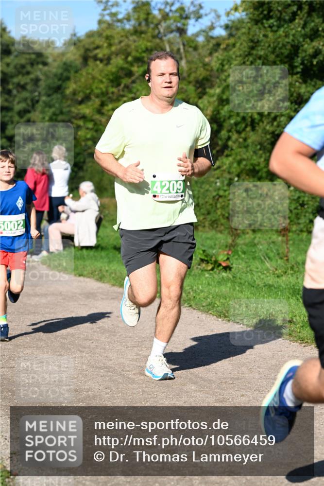 27.09.2026 - 35. Volkslauf durch das schöne Alstertal Dr. Thomas Lammeyer http://msf.ph/oto/10566459 27.09.2026 10:40:17 Laufen 5002, 4209 meine-sportfotos.de
