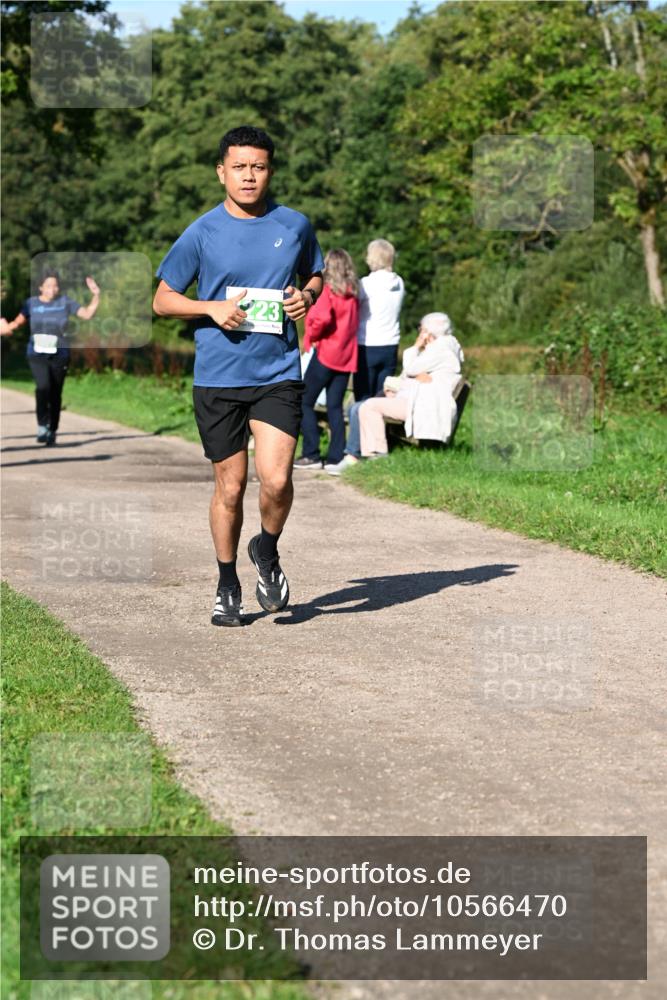 27.09.2026 - 35. Volkslauf durch das schöne Alstertal Dr. Thomas Lammeyer http://msf.ph/oto/10566470 27.09.2026 10:40:19 Laufen  meine-sportfotos.de