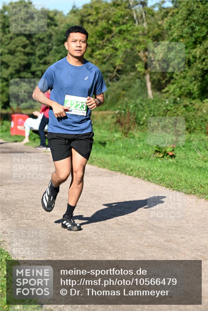 27.09.2026 - 35. Volkslauf durch das schöne Alstertal Dr. Thomas Lammeyer http://msf.ph/oto/10566479 27.09.2026 10:40:20 Laufen 4223 meine-sportfotos.de