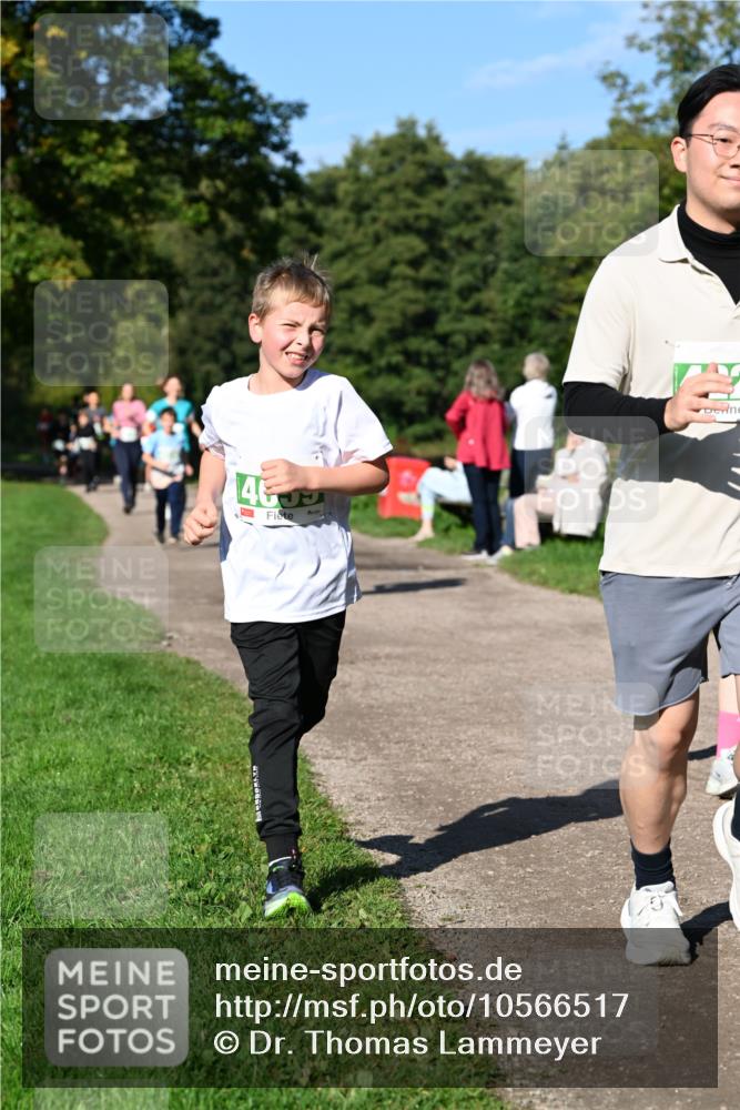 27.09.2026 - 35. Volkslauf durch das schöne Alstertal Dr. Thomas Lammeyer http://msf.ph/oto/10566517 27.09.2026 10:40:26 Laufen 46 meine-sportfotos.de