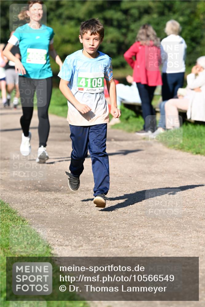 27.09.2026 - 35. Volkslauf durch das schöne Alstertal Dr. Thomas Lammeyer http://msf.ph/oto/10566549 27.09.2026 10:40:31 Laufen 4109 meine-sportfotos.de