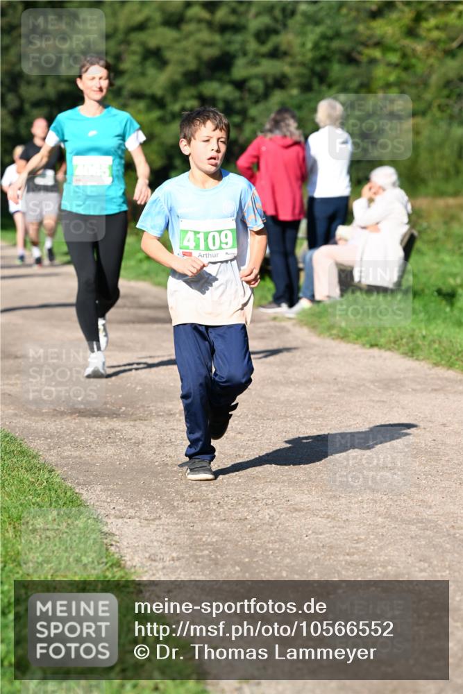 27.09.2026 - 35. Volkslauf durch das schöne Alstertal Dr. Thomas Lammeyer http://msf.ph/oto/10566552 27.09.2026 10:40:32 Laufen  meine-sportfotos.de