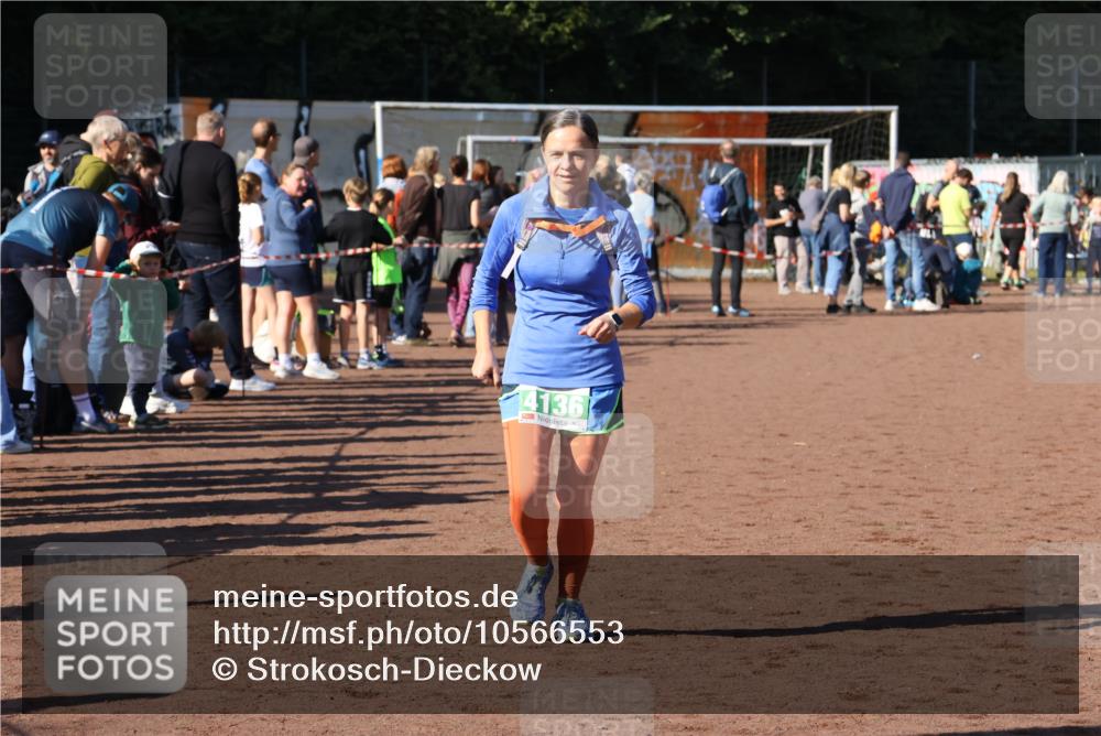 27.09.2026 - 35. Volkslauf durch das schöne Alstertal Strokosch-Dieckow http://msf.ph/oto/10566553 27.09.2026 11:03:53 Ziel 4136 meine-sportfotos.de