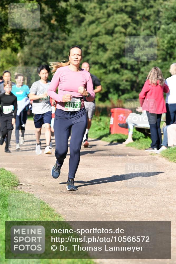 27.09.2026 - 35. Volkslauf durch das schöne Alstertal Dr. Thomas Lammeyer http://msf.ph/oto/10566572 27.09.2026 10:40:35 Laufen 4073 meine-sportfotos.de