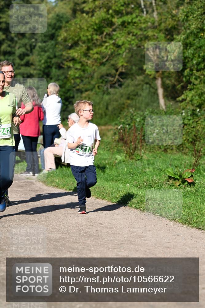 27.09.2026 - 35. Volkslauf durch das schöne Alstertal Dr. Thomas Lammeyer http://msf.ph/oto/10566622 27.09.2026 10:40:51 Laufen 242 meine-sportfotos.de