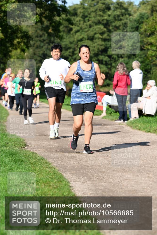 27.09.2026 - 35. Volkslauf durch das schöne Alstertal Dr. Thomas Lammeyer http://msf.ph/oto/10566685 27.09.2026 10:41:00 Laufen 4123, 4179, 4245 meine-sportfotos.de