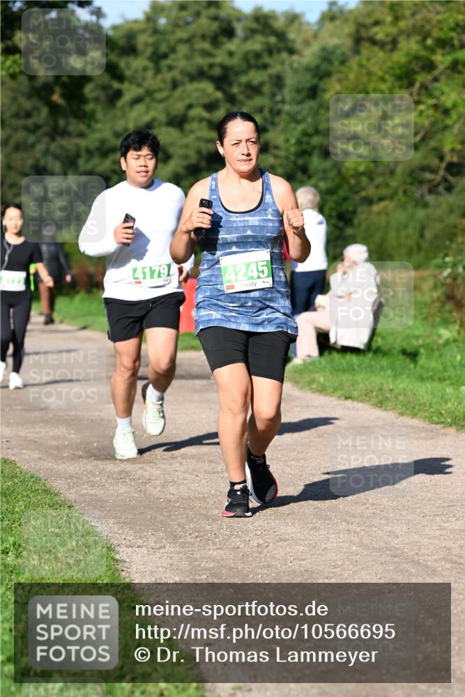 27.09.2026 - 35. Volkslauf durch das schöne Alstertal Dr. Thomas Lammeyer http://msf.ph/oto/10566695 27.09.2026 10:41:01 Laufen 41794, 4245 meine-sportfotos.de
