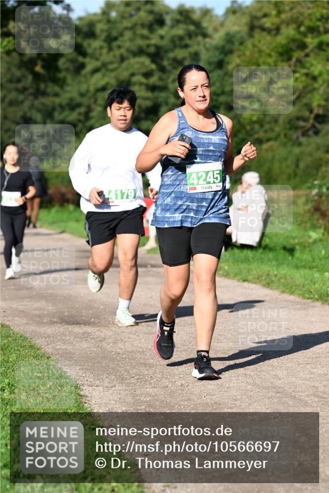 27.09.2026 - 35. Volkslauf durch das schöne Alstertal Dr. Thomas Lammeyer http://msf.ph/oto/10566697 27.09.2026 10:41:01 Laufen 4179, 4245 meine-sportfotos.de