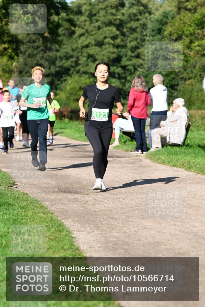 27.09.2026 - 35. Volkslauf durch das schöne Alstertal Dr. Thomas Lammeyer http://msf.ph/oto/10566714 27.09.2026 10:41:04 Laufen 4123 meine-sportfotos.de