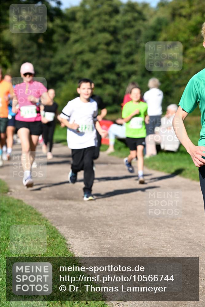 27.09.2026 - 35. Volkslauf durch das schöne Alstertal Dr. Thomas Lammeyer http://msf.ph/oto/10566744 27.09.2026 10:41:08 Laufen  meine-sportfotos.de