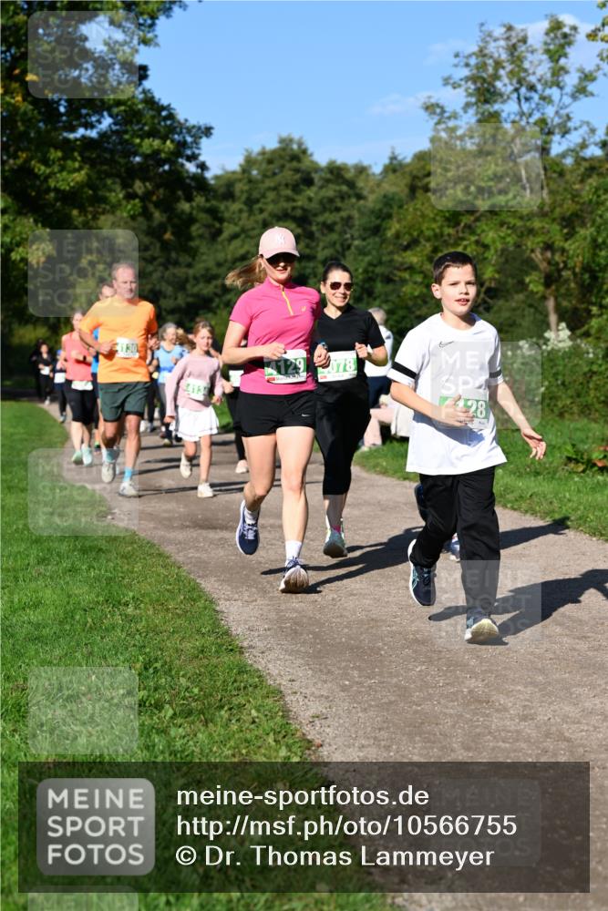 27.09.2026 - 35. Volkslauf durch das schöne Alstertal Dr. Thomas Lammeyer http://msf.ph/oto/10566755 27.09.2026 10:41:10 Laufen 130, 4134, 4129, 078, 428 meine-sportfotos.de