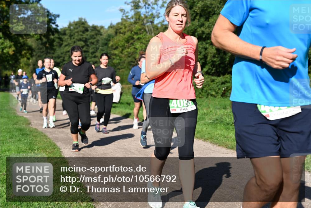 27.09.2026 - 35. Volkslauf durch das schöne Alstertal Dr. Thomas Lammeyer http://msf.ph/oto/10566792 27.09.2026 10:41:17 Laufen 4086 meine-sportfotos.de