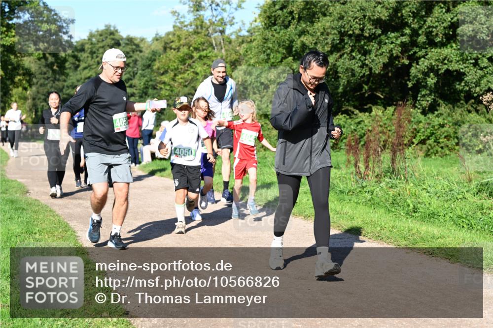 27.09.2026 - 35. Volkslauf durch das schöne Alstertal Dr. Thomas Lammeyer http://msf.ph/oto/10566826 27.09.2026 10:41:27 Laufen 405, 4050 meine-sportfotos.de
