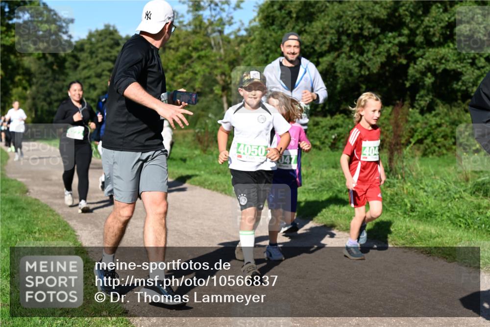 27.09.2026 - 35. Volkslauf durch das schöne Alstertal Dr. Thomas Lammeyer http://msf.ph/oto/10566837 27.09.2026 10:41:28 Laufen 4050541, 404 meine-sportfotos.de