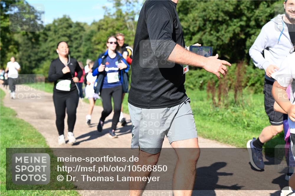 27.09.2026 - 35. Volkslauf durch das schöne Alstertal Dr. Thomas Lammeyer http://msf.ph/oto/10566850 27.09.2026 10:41:29 Laufen  meine-sportfotos.de