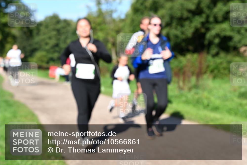 27.09.2026 - 35. Volkslauf durch das schöne Alstertal Dr. Thomas Lammeyer http://msf.ph/oto/10566861 27.09.2026 10:41:31 Laufen 30 meine-sportfotos.de