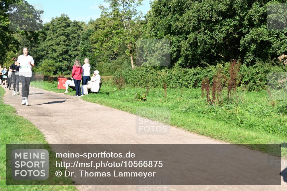 27.09.2026 - 35. Volkslauf durch das schöne Alstertal Dr. Thomas Lammeyer http://msf.ph/oto/10566875 27.09.2026 10:41:32 Laufen 159 meine-sportfotos.de