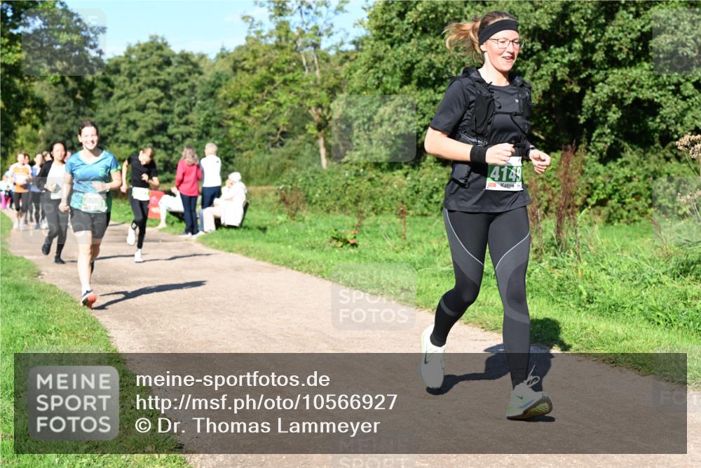 27.09.2026 - 35. Volkslauf durch das schöne Alstertal Dr. Thomas Lammeyer http://msf.ph/oto/10566927 27.09.2026 10:41:40 Laufen 4149 meine-sportfotos.de