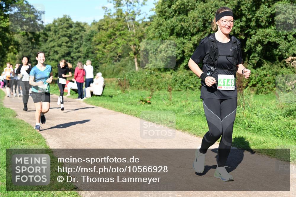 27.09.2026 - 35. Volkslauf durch das schöne Alstertal Dr. Thomas Lammeyer http://msf.ph/oto/10566928 27.09.2026 10:41:40 Laufen 4149 meine-sportfotos.de