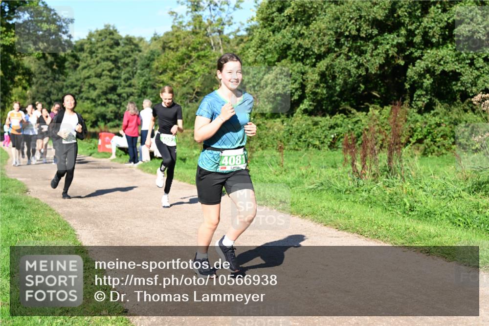 27.09.2026 - 35. Volkslauf durch das schöne Alstertal Dr. Thomas Lammeyer http://msf.ph/oto/10566938 27.09.2026 10:41:42 Laufen 4081 meine-sportfotos.de